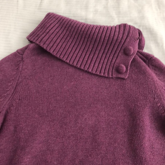 Sweater - Picture 4 of 4